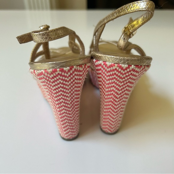 Lilly Pulitzer Shoes Womens 9.5 Gold Leather Wedge Heels Peep Toe Sandals - Picture 4 of 9